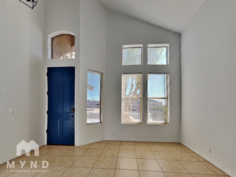 Building Photo - 22032 N 33rd Dr