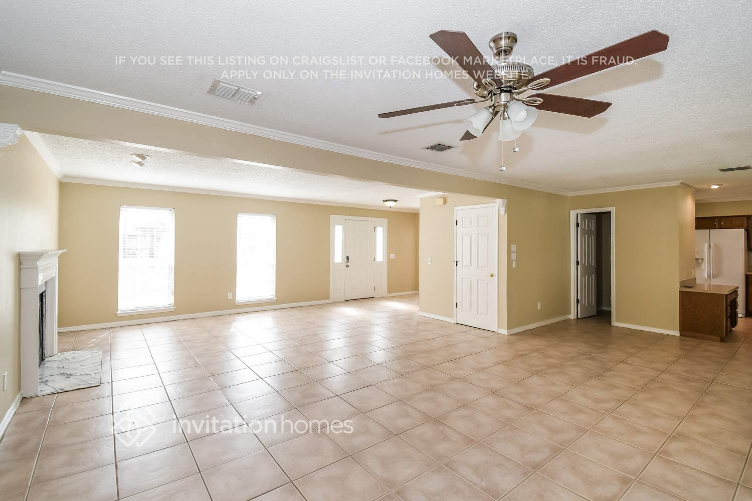 Building Photo - 9044 Camshire Dr