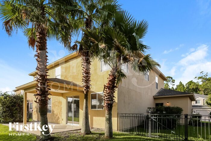 Building Photo - 76112 Deerwood Dr