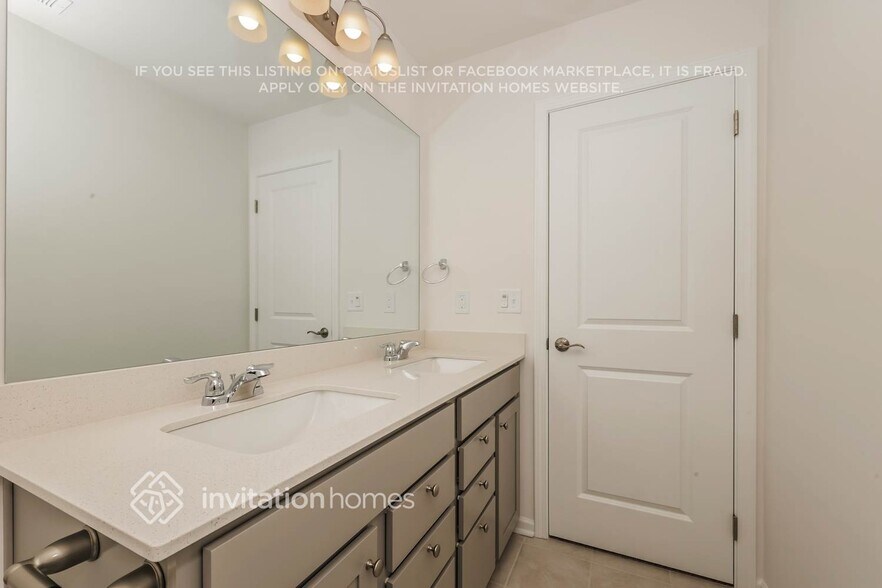 Building Photo - 127 Glacier Wy