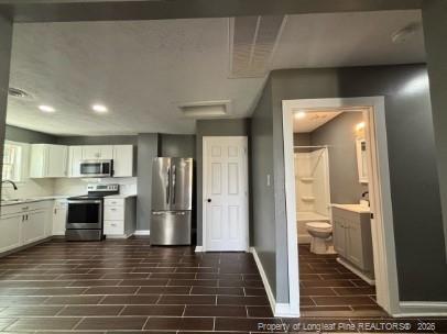 Building Photo - 807 Branson St