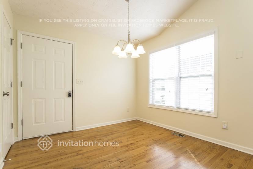 Building Photo - 905 Rafington Dr