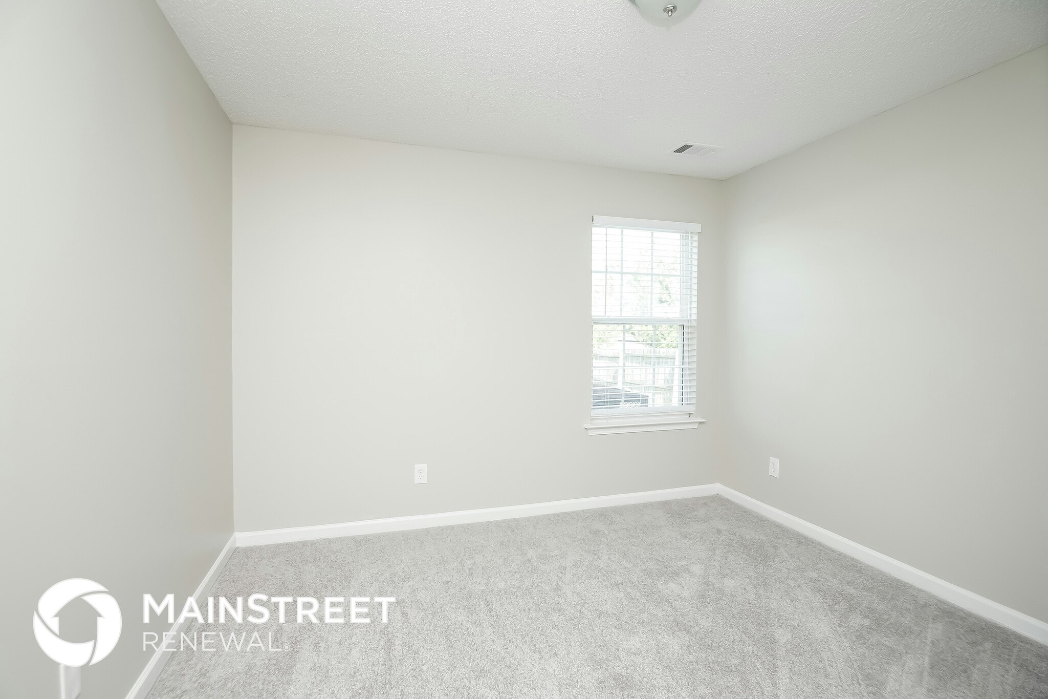 Building Photo - 48 Walden Crossing
