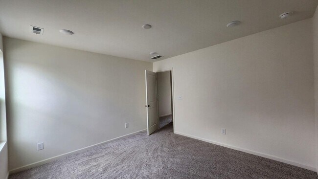 Building Photo - 4 Bedroom 2.5 Bathroom NEW Home in Wilson's Walk