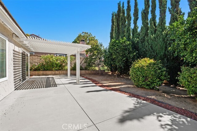 Building Photo - 4068 Jeffrey Dr