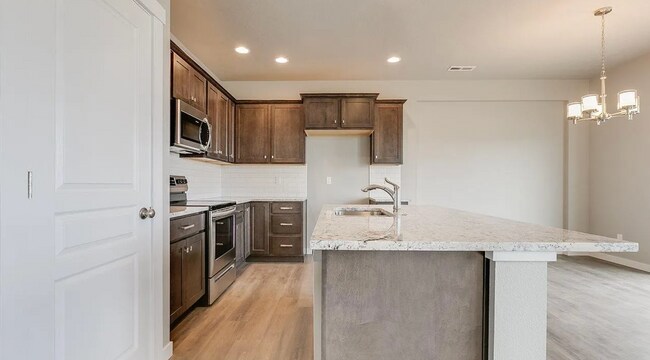 Building Photo - Modern 4-Bedroom Home in Meridian – Spacio...