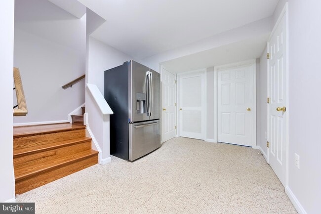 Building Photo - 685 Springhouse Square SE
