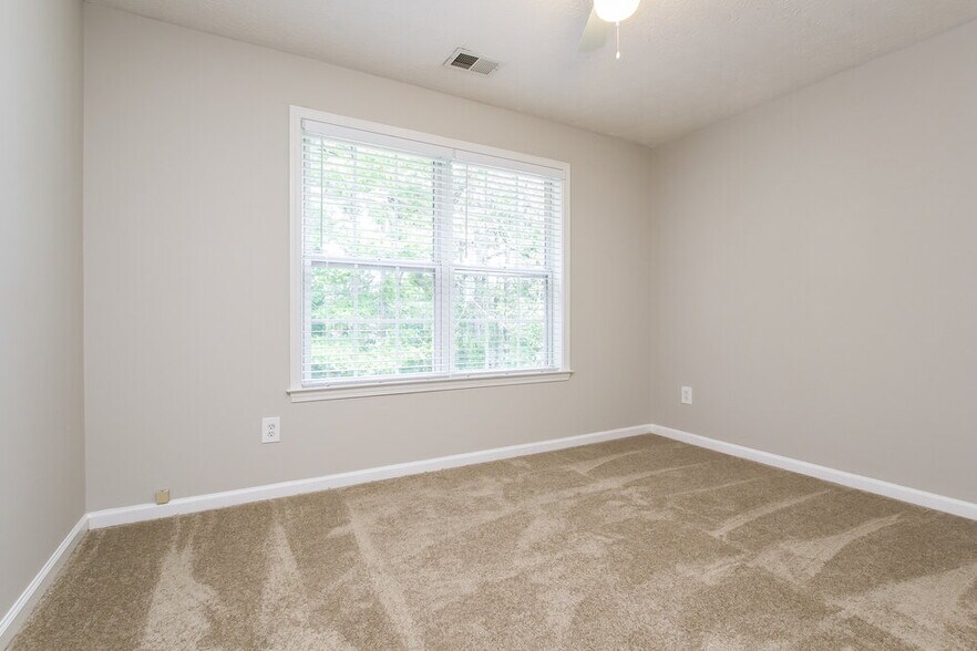 Building Photo - 2159 Caneridge Dr