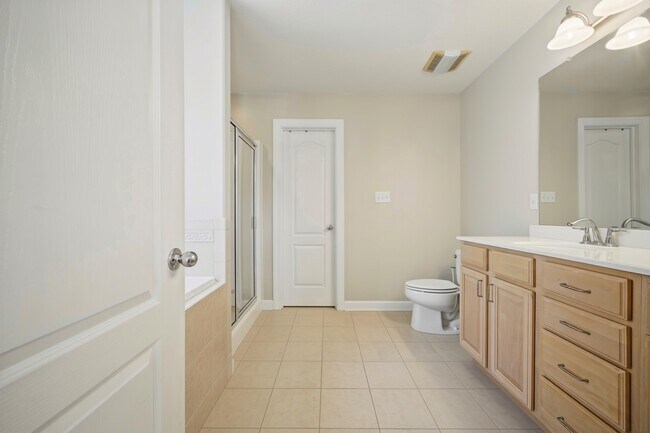 Building Photo - 1177 Treefern Dr