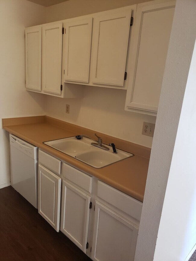 Building Photo - 6729 Pahokee Ct