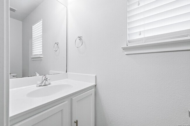 Building Photo - 9427 Velvet Spring