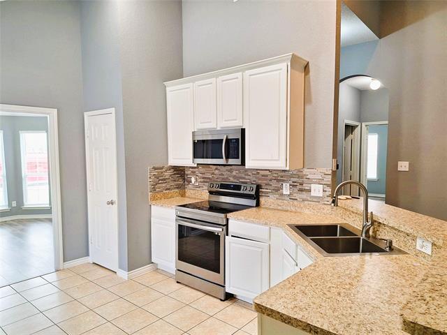 Building Photo - 812 Coppin Dr