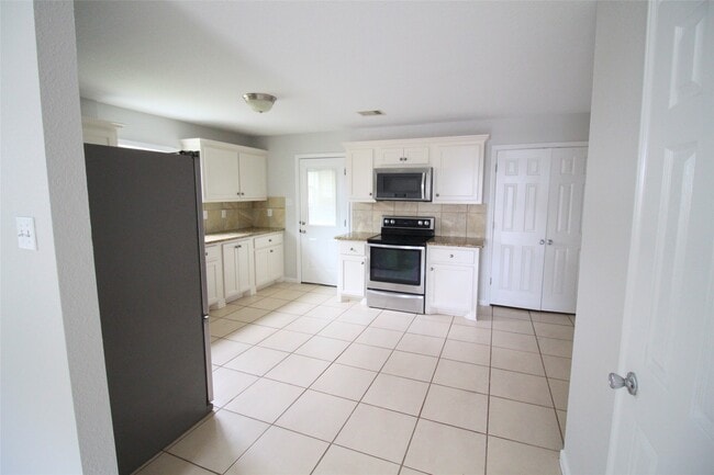 Building Photo - 6610 Loma Vista St