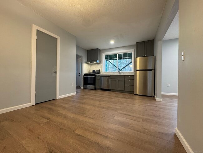 Building Photo - 9 South St