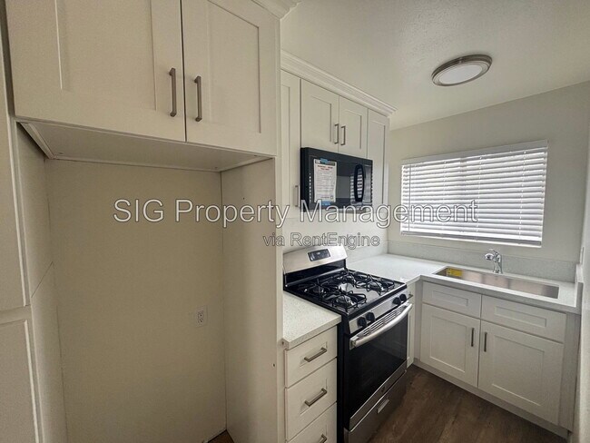 Building Photo - 311 Griswold Ave