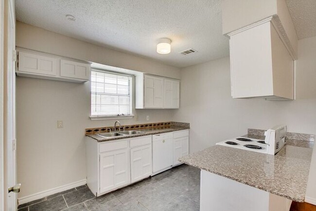 Building Photo - No Application Fees*