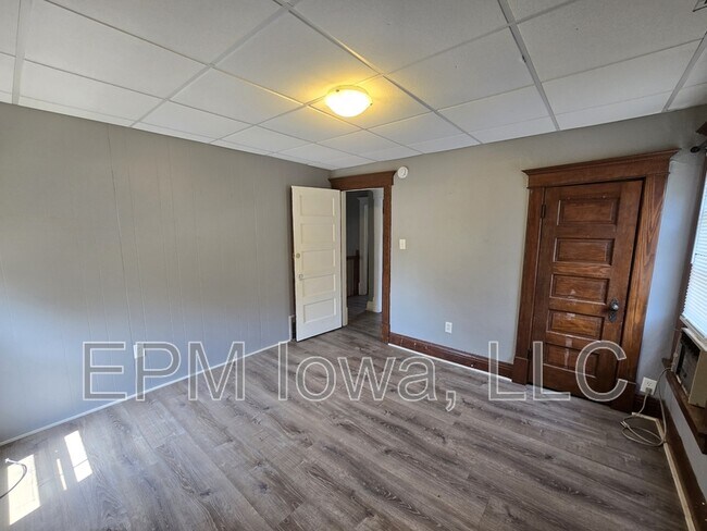Building Photo - 1311 W 2nd St