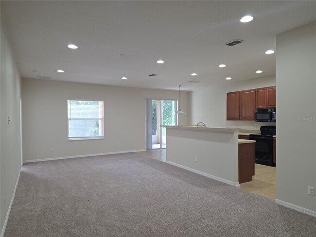 Building Photo - 311 Rambling Cir