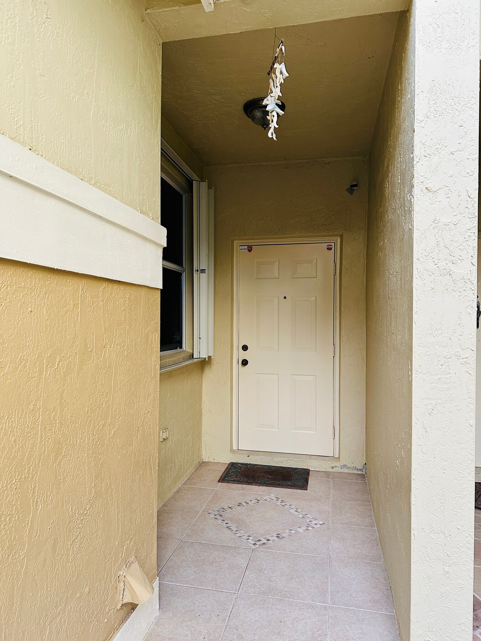 Building Photo - 2122 Pasa Verde Ln
