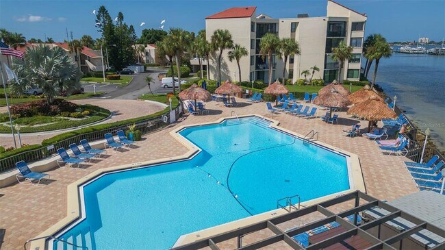 Building Photo - 5825 PUERTA DEL SOL Blvd