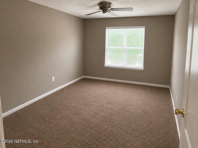 Building Photo - 11175 Castlemain Cir W