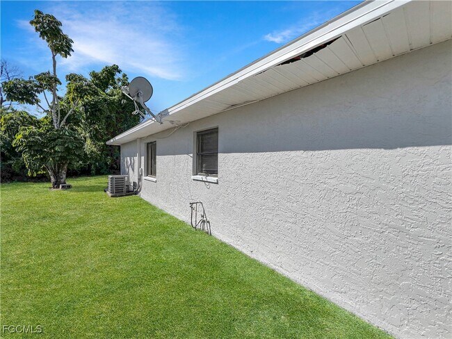 Building Photo - 17582 Cypress Point Rd