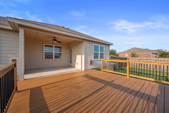 Building Photo - 19717 Per Lange Pass