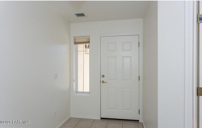 Building Photo - 1654 St Andrews Way