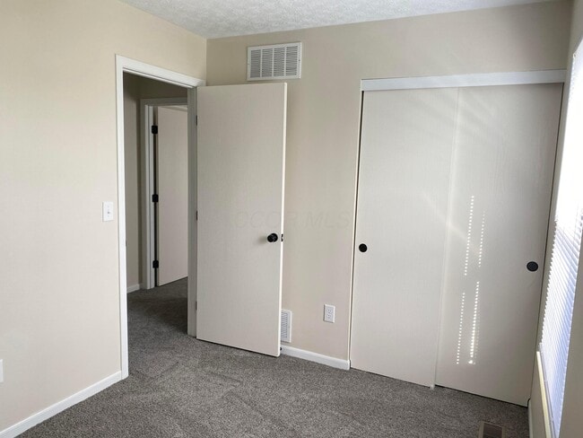 Building Photo - 6089 Pirthshire St