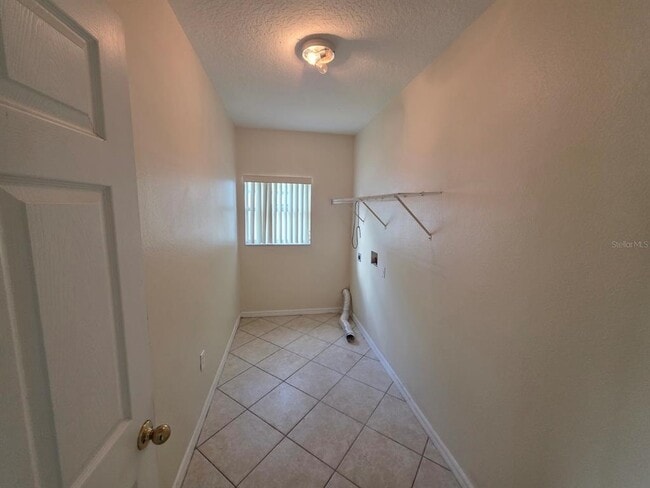 Building Photo - 442 Mulberry Ct
