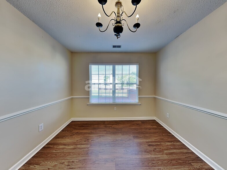 Building Photo - 108 Ashby Cross Ct