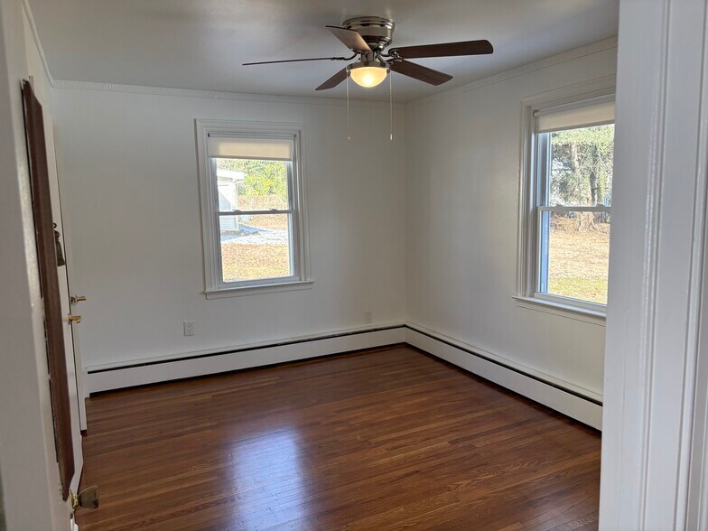 Building Photo - 77 Winding Ln