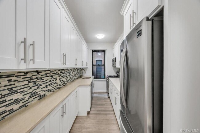 Building Photo - 37-16 83rd St