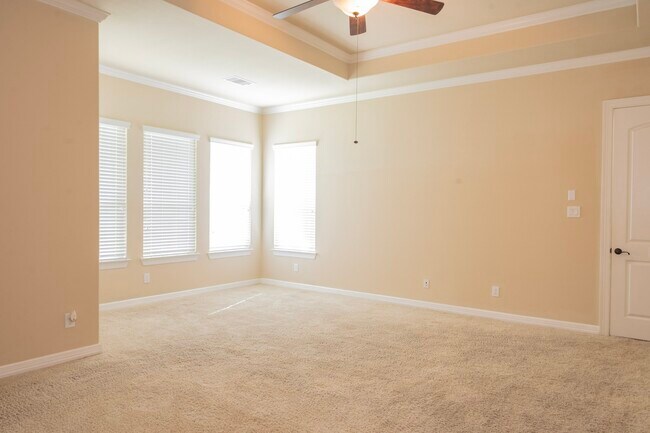 Building Photo - 28426 Tanner Crossing Ln