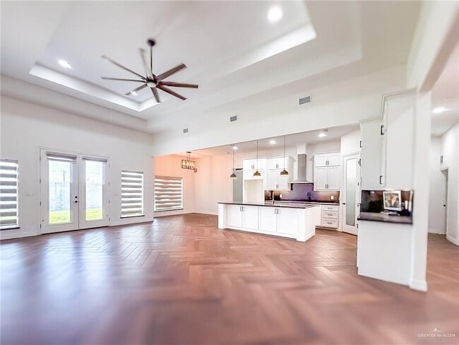 Building Photo - 17 N 9th St