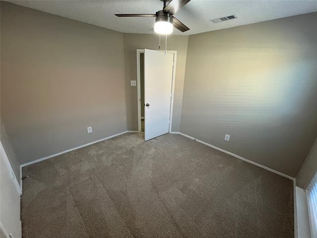 Building Photo - 3840 Scarsdale Ln