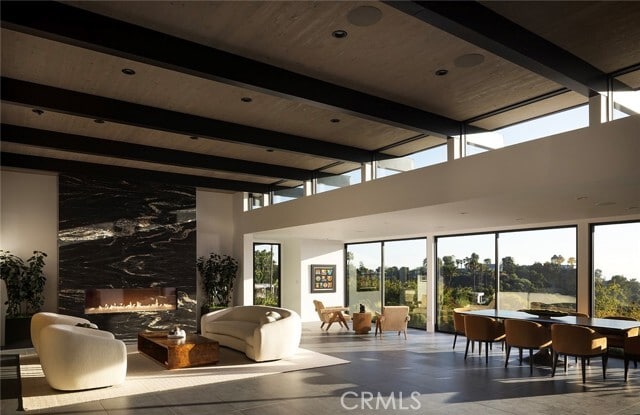 Building Photo - 9015 Alto Cedro Dr