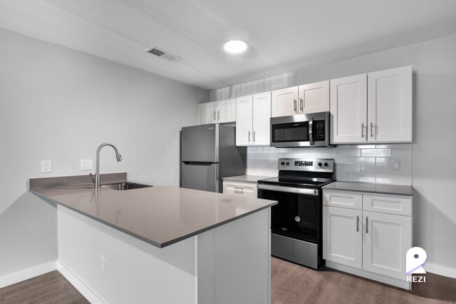 Building Photo - 1714 Patton Ln