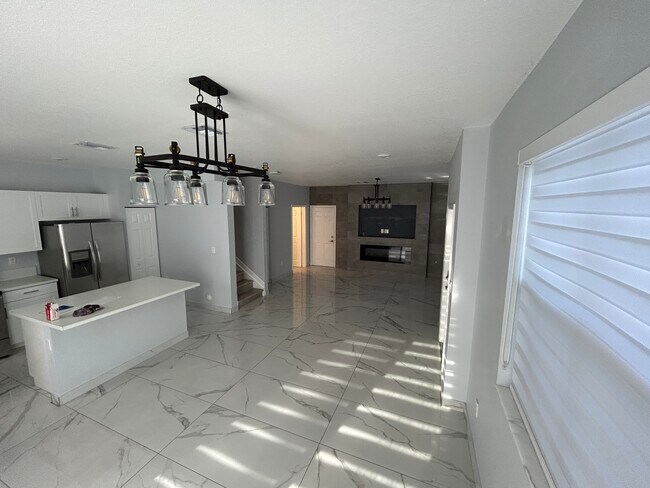 Building Photo - 4621 Belgian Ln