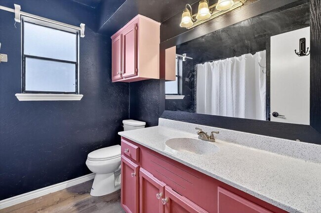 Building Photo - 5410 Fox Run Dr