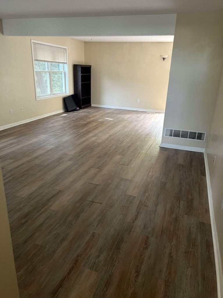 Building Photo - 5328 Godas Cir