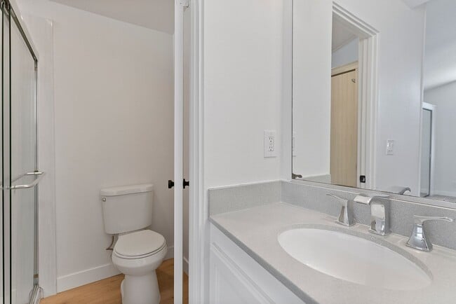 Building Photo - 450 Bolero Way