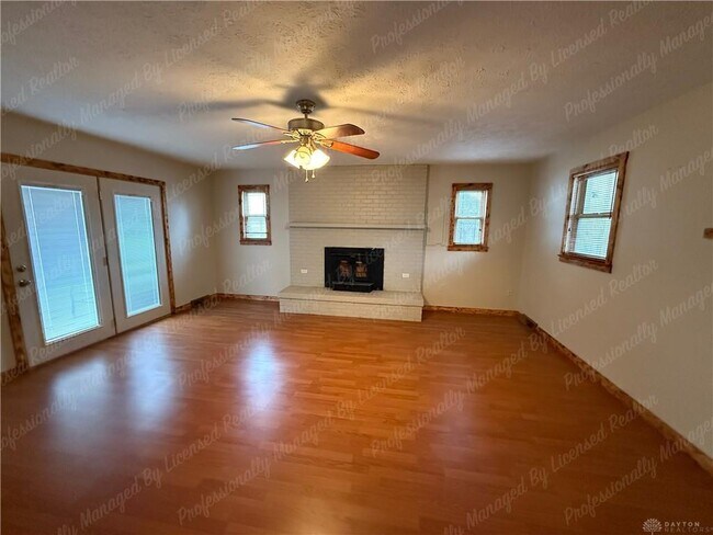 Building Photo - 217 Wolf Ave