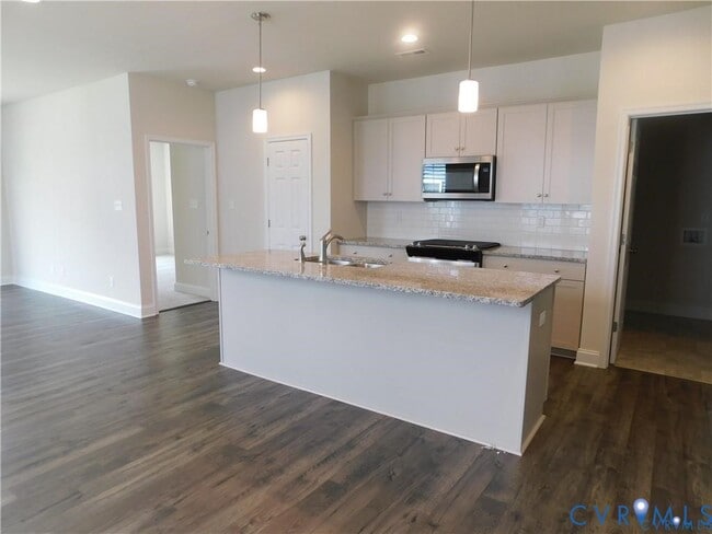 Building Photo - 6981 Leire Ln