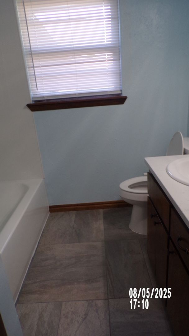 Building Photo - Fantastic Redo located in Terrace Hills.