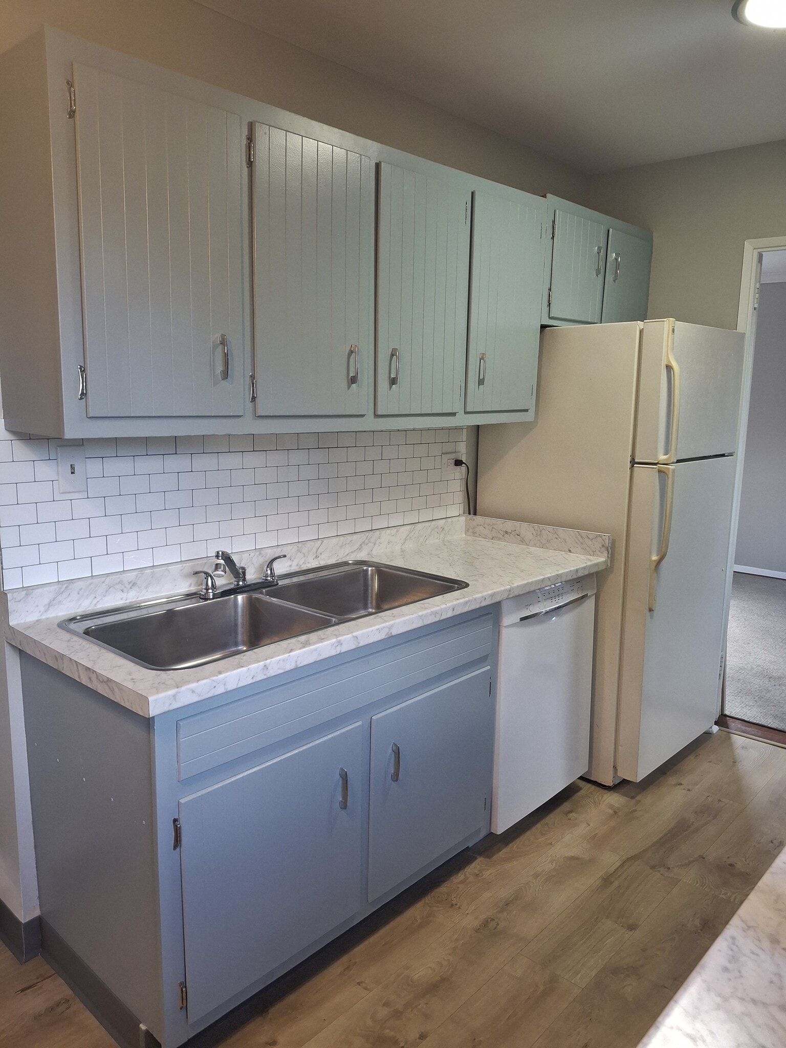 Building Photo - 1517 Hill Rd