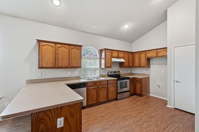 Building Photo - 1113 Beaverwood Ln