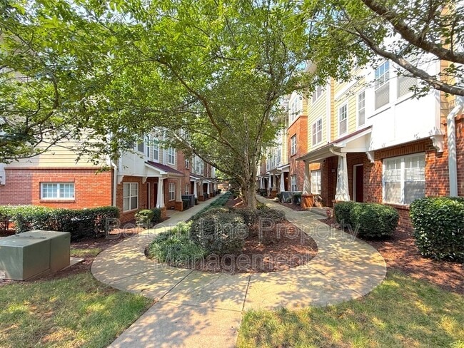 Building Photo - 1131 Ilana Ct