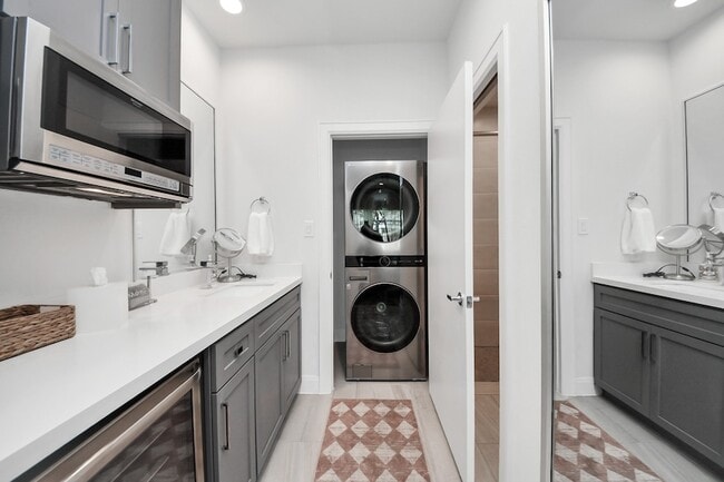 Building Photo - 1721 Eado Point Ln