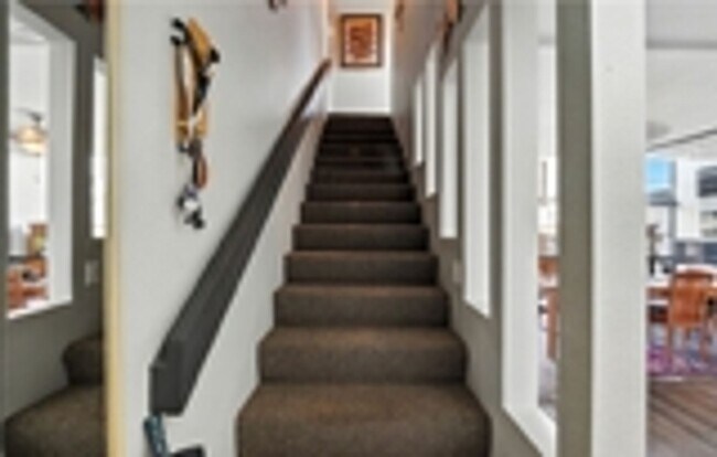 Building Photo - LIMITED-TIME INCENTIVE | Rent Credit Available on 12- or 15-Month Lease Save $1800 to $2100 for l...